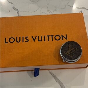 Louis Vuitton Brown Monogram Round Compact pill holder with  Mirror Silver Trim
